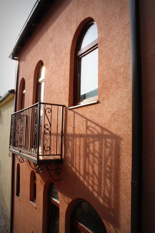 Apartments Olga Virpazar Luaran gambar