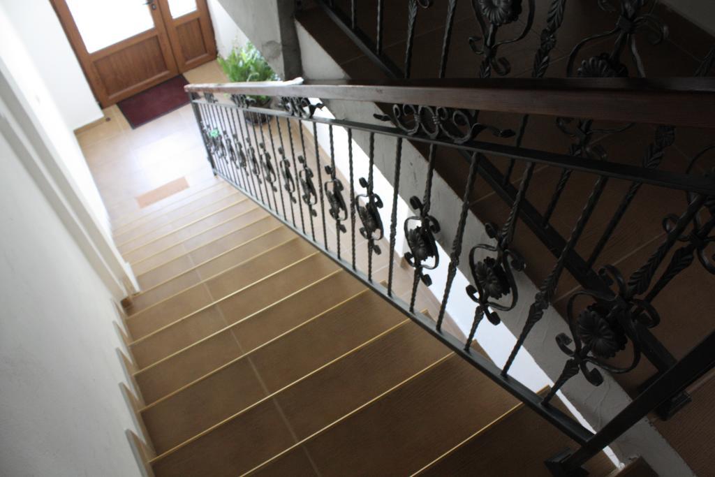Apartments Olga Virpazar Luaran gambar