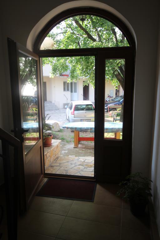 Apartments Olga Virpazar Luaran gambar