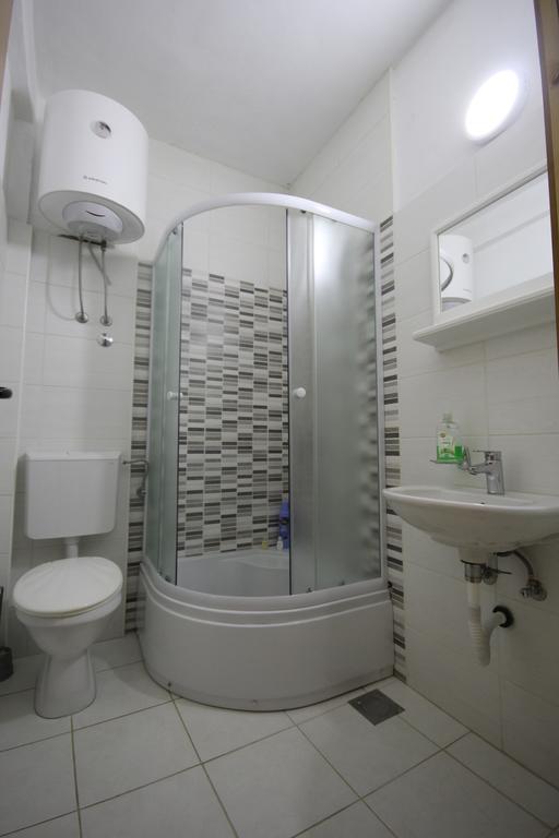 Apartments Olga Virpazar Luaran gambar
